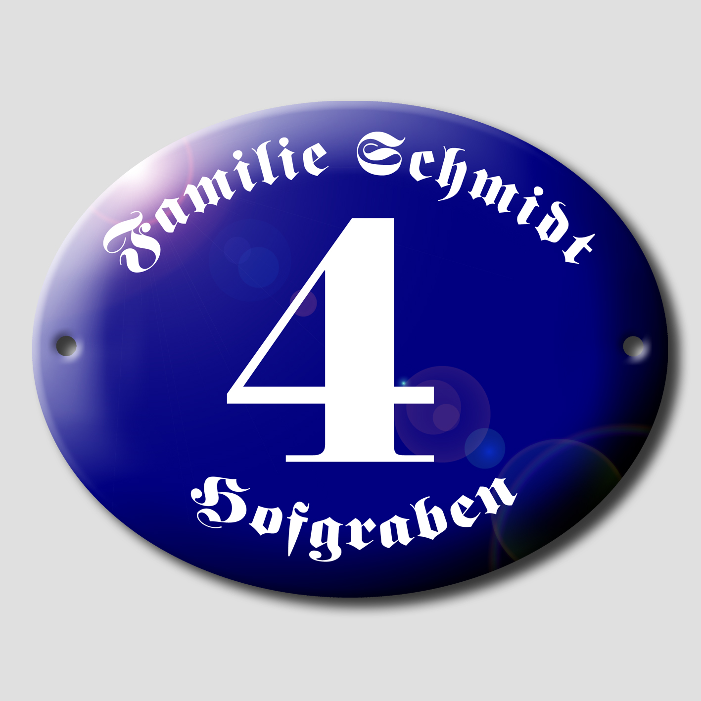 Ovale Hausnummer aus Emaille mit Familienname und Straßenname