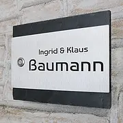 Klingelplatte aus Edelstahl und Schiefer