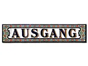Ausgang - Schriftzug aus spanischen Fliesen